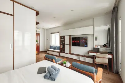 HoLo Central Hanoi - Serviced HomeStay Hoteller i Hai Bà Trưng District