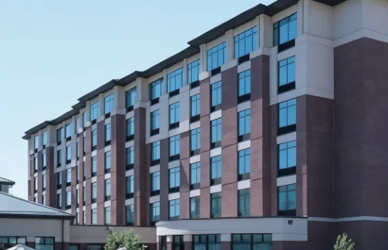 哈特福德南希爾頓花園酒店-格拉斯頓伯裏酒店