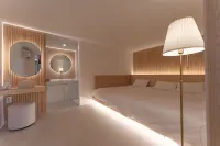 Andong Luxury Glamping Lapine Hotel in zona Dosanseowon Confucian School