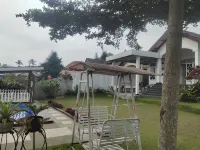 Villa Neima Puncak Các khách sạn ở Jogjogan