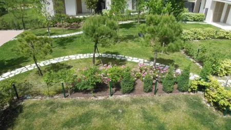 Beautiful Apartment with Swimming Pool and Solarium