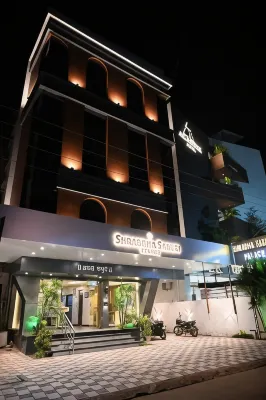 Hotel Shradha Saburi Palace