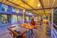 Zostel Pondicherry, Auroville Road