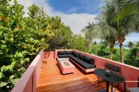 Tago Tulum by G Hotels