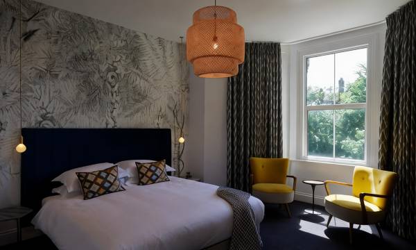 The Lodge Hotel - Putney