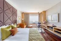 Taj Lands End
