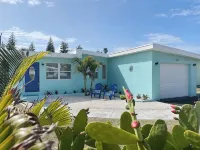 Beautiful 2/1 Home - Walking Distance to the Beach