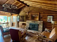 A Western Cabin Retreat in the Heart of Billings. - Homestays