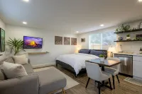 West Seattle Bungalow with Yard, Patio & Washer & Dryer - บังกะโล