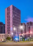 Xingyue International Apartment (Maoming High-Speed Railway Station Aegean Shopping Park) - Rooftop Pools