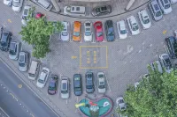 Days Hotel & Suites by Wyndham Jiaozuo - parking