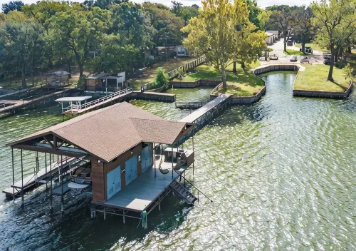 Amazing lakefront home with custom boat dock!