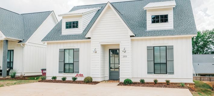 Stark Landing is a brand new modern home located in the heart of Starkville! Hotels in Oktibbeha County