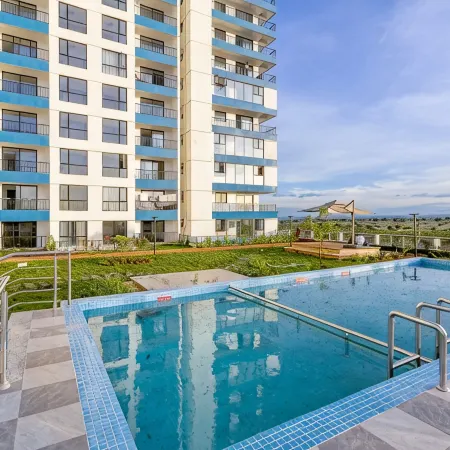 Near JKIA Airport & SGR | Nairobi national Park Views | Pool