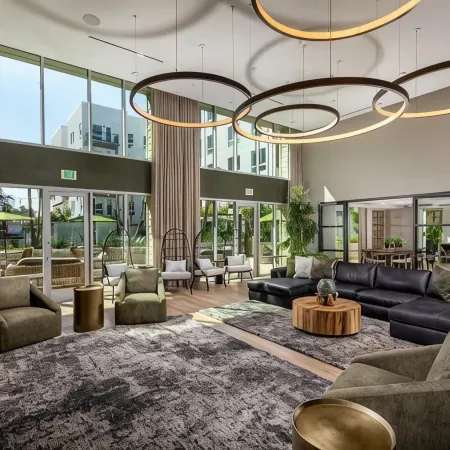 Premium Stay 10 Min From Disneyland W/ Pool & GYM
