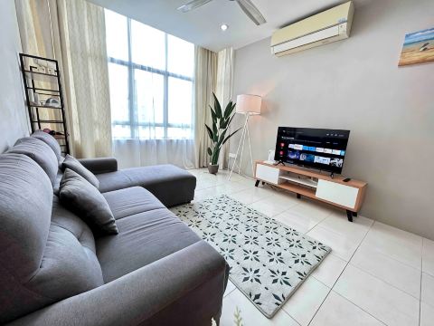 Cozy house with 2 Parking in Bandar Kinrara Hotels in Puchong