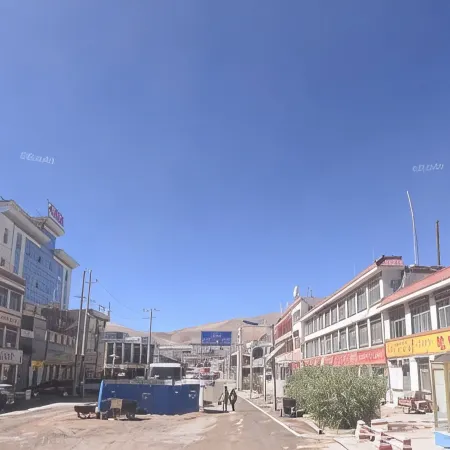 Pu'er Zangfu Holiday Hotel