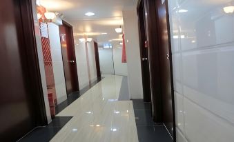 Cebu Hostel (Block E)