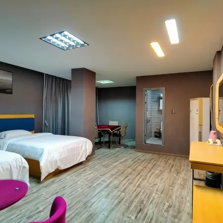 Junjia Hotel (Ji'an Pedestrian Street)