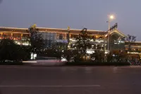 Macheng Shangri-La Grand Hotel (Cultural Town)