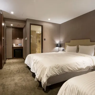 Nobility Business Hotel Hotel dekat Stasiun MRT Mingde