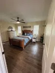 RiverView Cabin 2 Bedroom/1 Bath, Deck w/Hot Tub & Beautiful View/Fire Pit/Grill