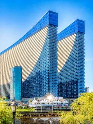 Hotel TwinTowers - 2つ星