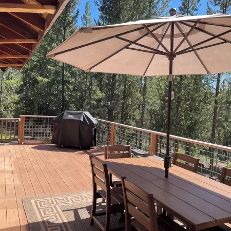 The Cabin at Crescent Creek.Best of the Central Oregon area at Crescent Lake!