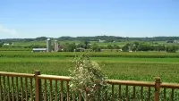 Peaceful Country Comfort W Panoramic Views of Big Creek Valley