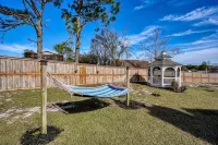 Charming 3-bedroom house close to area beachs, the river and downtown - Wifi