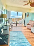 Breathtaking Ocean view, few steps to the beach!!!!!