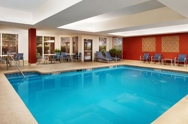 Holiday Inn Express Tifton by IHG photo 2