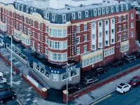 Doric Hotel Hotels near Central Beach