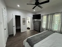 Burleson Farmhouse 3-bedroom house
