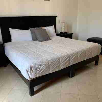 Huatulco Beach Front - 2 BR Condo with Views of the Pacific Rooms