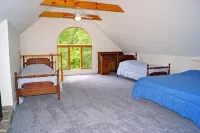 House in exceptional condition on Thomas Pond - Homestays