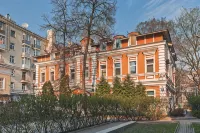 Axis.Moscow Island - Condos