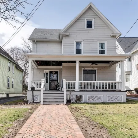Charming Main Street Home: Located in the heart of the Finger Lakes