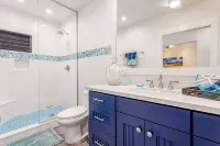 BLUE OCEAN VIEW 172 BRAND NEW LUXURIOUS OCEAN VIEW CONDO W/ A/C TREAT YOURSELF!! - Private Pools