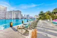 Infinite View - Balcony - Pool - Gym - Near Beach - Strand
