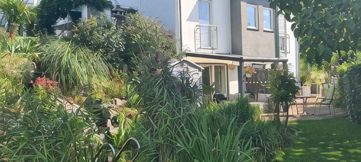 Traumhaftes und Entspanntes Wohnen am Gartenteich Ξενοδοχεία στην πόλη Ahrweiler