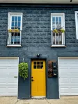 2-bedroom apartment in downtown Elkins with AC, a balcony, and WiFi. - 3つ星