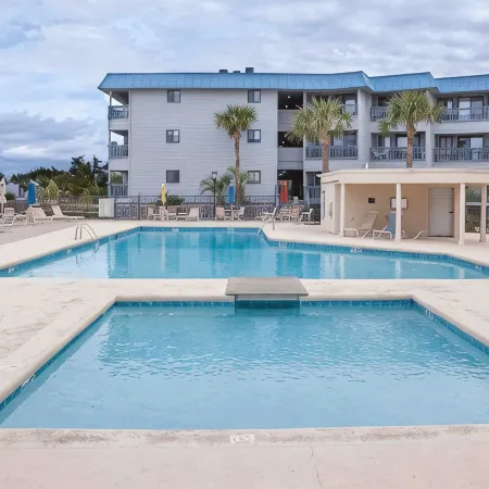 Cozy condo by the beach at Tybee Savannah