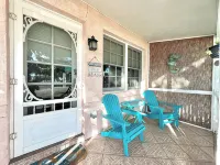 Coastal Cottage 233 - Walk to Beach, King Bed - บังกะโล