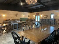 The Rustic Udder-3 Queen 2 Twin/1 bath 15 min to Choctaw Casino