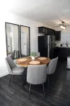 Two Bedroom Condo mins from beach