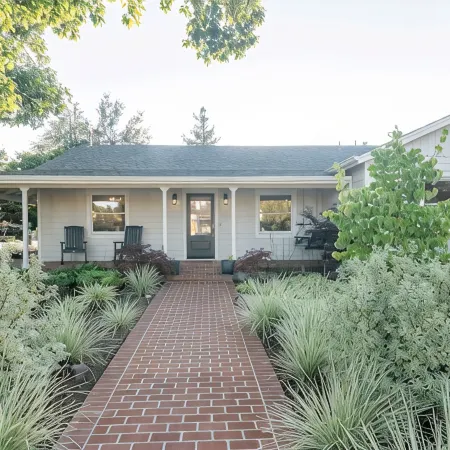Sonoma Square Gem! Charming New Farmhouse w Pool + Private Detached Guest Suite