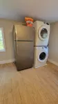 Comfy, sunny, Wi-fi + coffee Walk to Downtown Winooski -  Apartamentos vacacionales