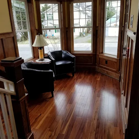 Guest quarters at the inn - 205