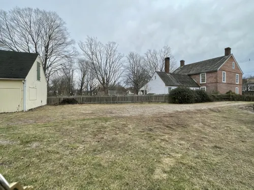 Large Charming Historic House close to Beaches